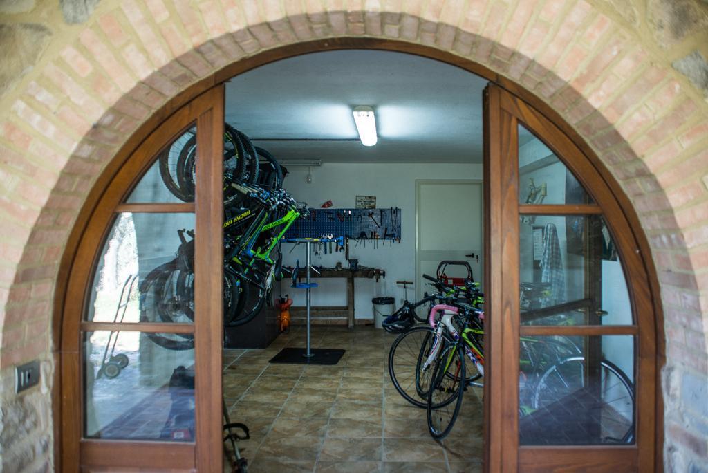 Colle Cavalieri - Country House Gavorrano Buitenkant foto